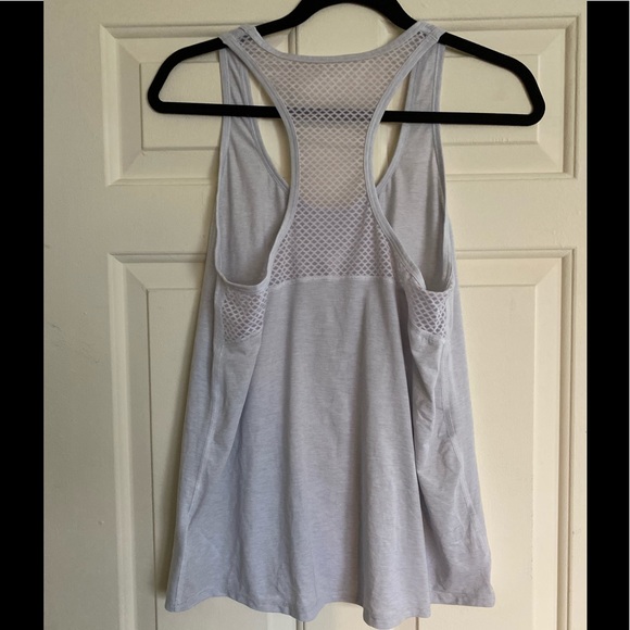 GapFit Breathe Racerback Tank - Picture 3 of 5